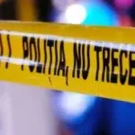 Copil de 4 ani gasit mort intr o locuinta din Galati. Fratii lui sunt internati in stare grava