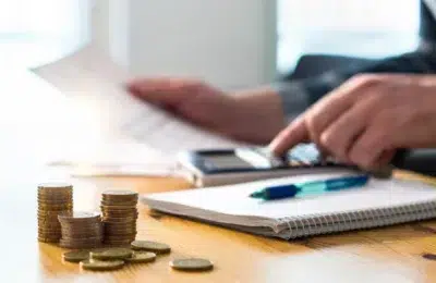 Statul va plati 60 de miliarde de lei pe dobanzi in 2026. Avertismentul lansat de BNR