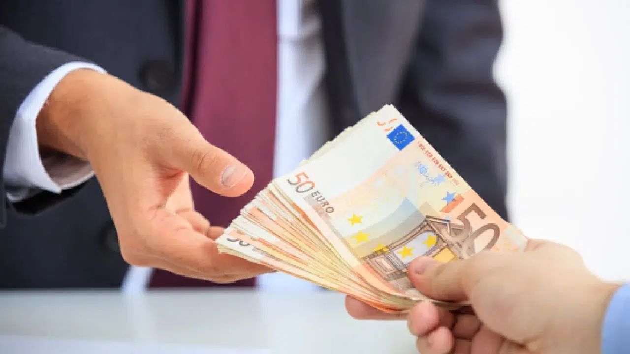 diferente salariale posturi