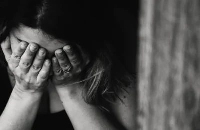 Eleva de 18 ani din Cluj violata dupa banchetul de absolvire. Politia deschide ancheta