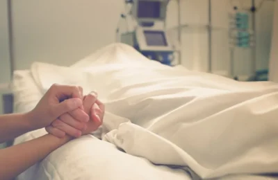 Pacient din Bihor mort dupa o operatie la picior. Familia acuza spitalul de infectii nosocomiale