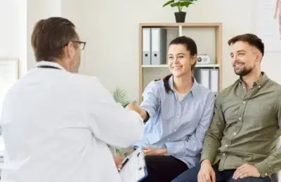 Calitatea spermei a scazut cu 50% la nivel global. Medicii cer evaluarea simultana a cuplurilor