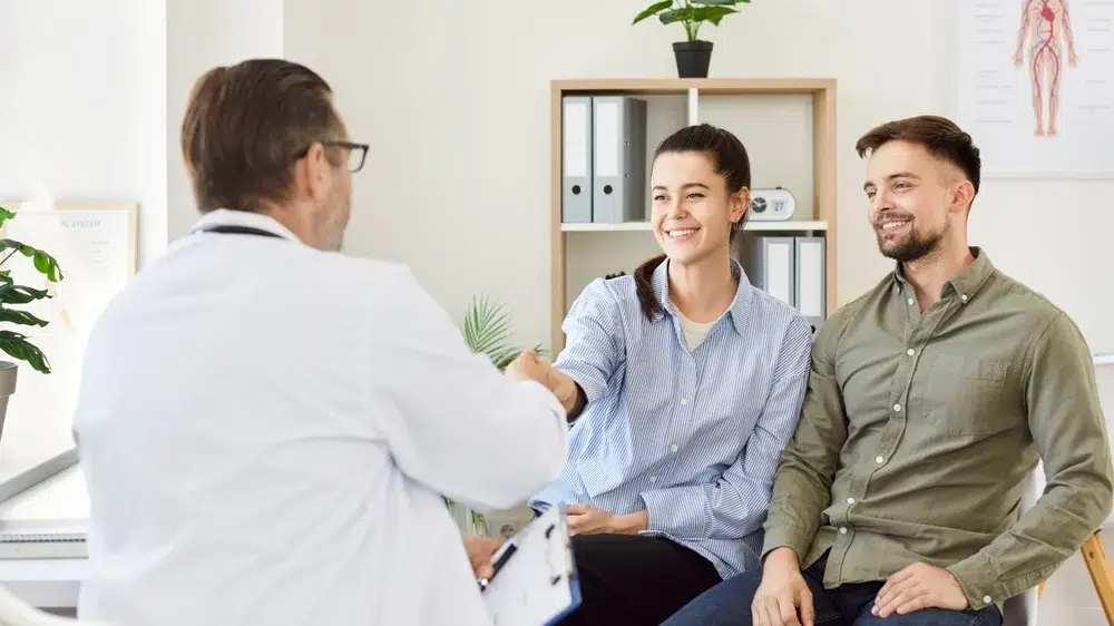 Calitatea spermei a scazut cu 50% la nivel global. Medicii cer evaluarea simultana a cuplurilor
