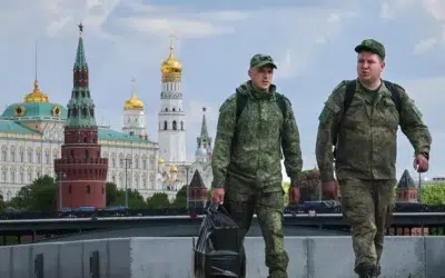 Familiile soldatilor rusi morti in Ucraina platesc mii de ruble pe clipuri generate de AI