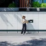 Romanii renunta la ghisee pentru automate. Peste 5000 de lockere instalate in toata tara