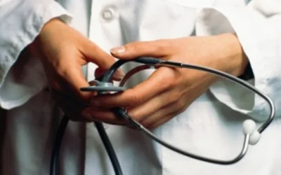 Doi medici din Resita trimisi in judecata pentru ucidere din culpa. Pacient mort in spital
