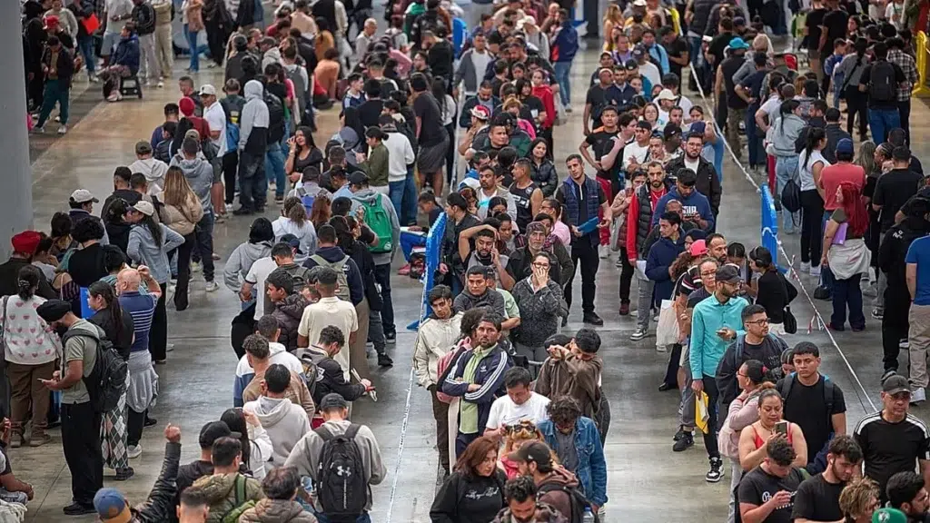 Peste un milion de migranti cer acte in Spania. Guvernul incheie programul de amnistie