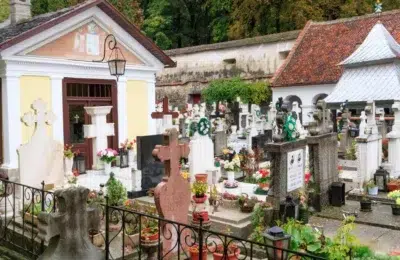 41.000 de morminte din Brasov gasite cu GPS. Primaria plateste 303.000 lei pentru digitalizare