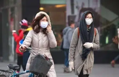 Aproape 50 la suta dintre tinerele din China refuza maternitatea. Rata natalitatii scade la 5,63