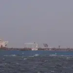 UE autorizeaza navele de razboi sa retina petrolierele rusesti in Mediterana. Noi reguli navale