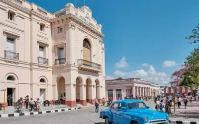 Partidul Comunist din Cuba aproba reforme capitaliste. Guvernul reduce aparatul de stat