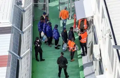 Uniunea Europeana aproba noi reguli pentru migranti. Perioada de detentie creste la doi ani