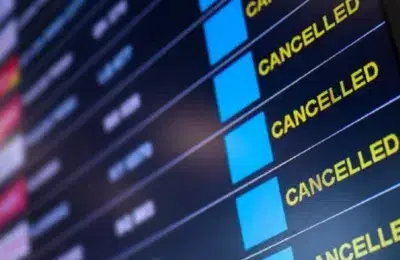 Pasagerii primesc pana la 600 de euro pentru zboruri intarziate. UE aproba noile reguli aeriene
