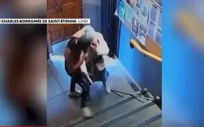 Un roman primeste 2 ani de inchisoare in Franta. A jefuit o pensionara in interiorul unei catedrale