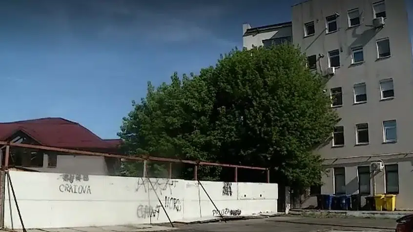 scandal bloc Craiova