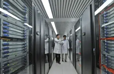 China depășește SUA în topul supercomputerelor. Sistemul LineShine preia primul loc mondial