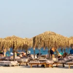 Peste 90.000 de turisti pe litoral in acest weekend. Preturile au crescut cu 10 procente