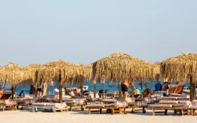 Peste 90.000 de turisti pe litoral in acest weekend. Preturile au crescut cu 10 procente