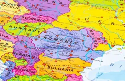 Camera Deputatilor adopta tacit unirea cu Republica Moldova. Guvernul se opune proiectului SOS