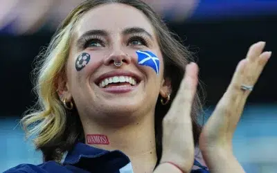 Zborurile spre SUA cresc cu 1000 la suta pentru Cupa Mondiala. Scotia ia cu asalt America