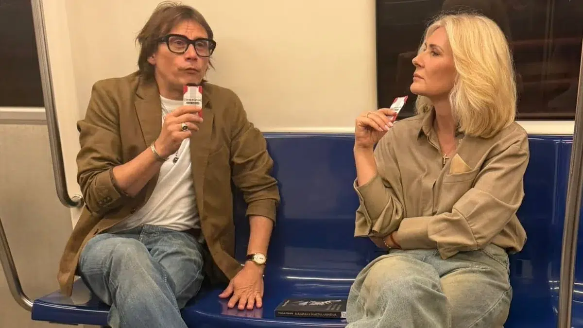 Alessandra Stoicescu lanseaza primul podcast filmat in metrou. Marius Manole este primul invitat