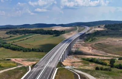 Tronsonul Poarta Salajului Zimbor de pe A3 se deschide in iulie. Lucrarile au trei ani intarziere