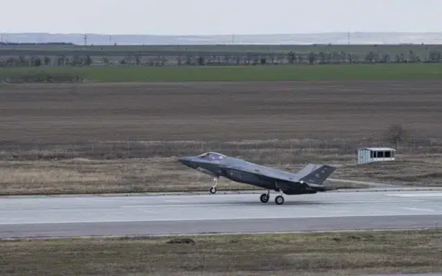 Baza 86 Aeriana Borcea piloti F-16