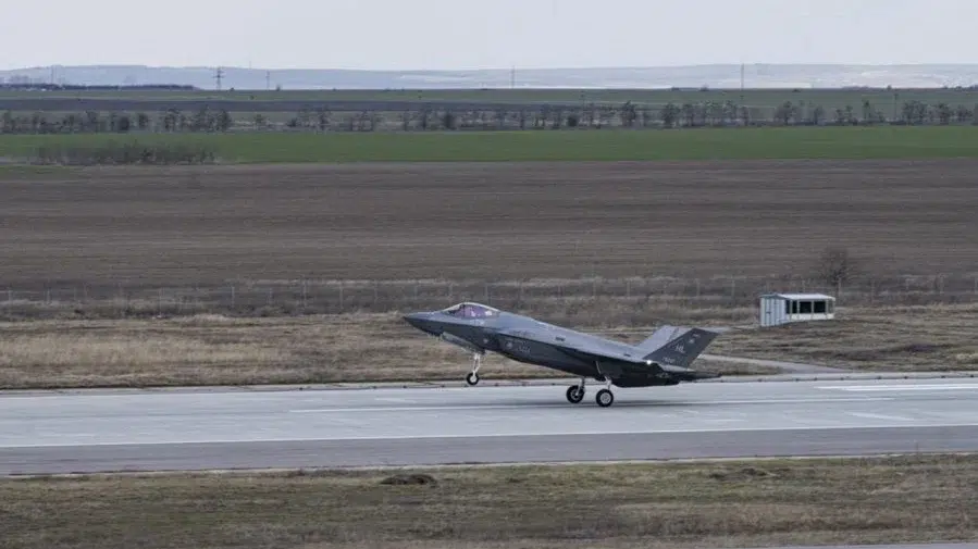 Baza 86 Aeriana Borcea piloti F-16