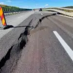 CNAIR inchide autostrada A10 la kilometrul 66 din cauza unei surpari. Traficul este deviat pe DN1