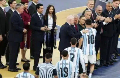 Cristian Romero refuza sa il salute pe Donald Trump la Cupa Mondiala. Imaginile au devenit virale
