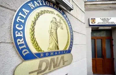 DNA trimite in judecata arhitectul sef din Baia Mare. Morth Izabella este acuzata de mita 56.000 lei