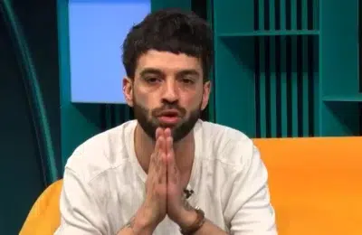 David Pușcaș cere bani pe TikTok pentru facultate. Ce salariu a avut fiul Luminiței Anghel