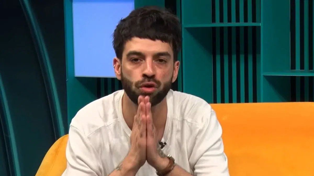 David Pușcaș cere bani pe TikTok pentru facultate. Ce salariu a avut fiul Luminiței Anghel