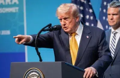 Donald Trump anunta un atac al Japoniei cu 111 rachete. Gafa presedintelui la Summitul NATO
