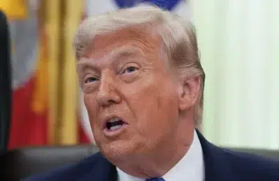 Trump rupe acordul cu Iranul dupa atacurile din Golf. Pretul petrolului creste pe burse