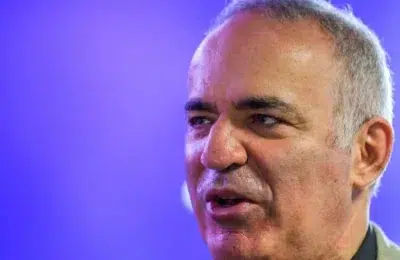 Garry Kasparov avertizeaza ca Putin vizeaza statele baltice. Planul Kremlinului dupa alegeri