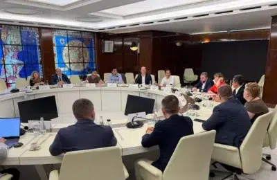 Guvernul cheama companiile petroliere la discutii. Intarzieri la transportul de carburanti