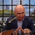 Bolojan respinge negocierile cu PSD la televizor. Premierul cere un armistițiu politic