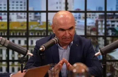 Bolojan respinge negocierile cu PSD la televizor. Premierul cere un armistițiu politic