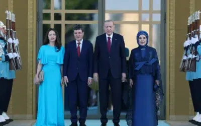 Gestul lui Nicusor Dan inaintea fotografiei oficiale cu Erdogan la summitul NATO