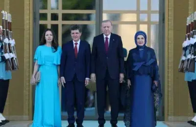 Gestul lui Nicusor Dan inaintea fotografiei oficiale cu Erdogan la summitul NATO