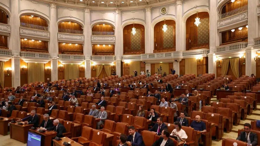 Sesiune decisiva in Parlament pentru 3.8 miliarde de euro. ANAF ia in vizor romanii din diaspora