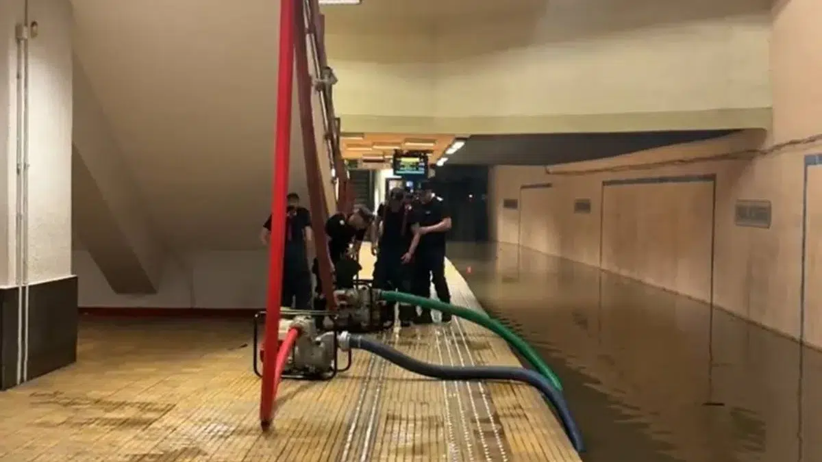 Metrorex mentine statia Piata Victoriei 2 inchisa joi. Trenurile circula deviat pe Magistrala 1