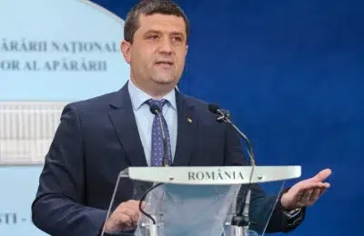 Ministrul Apararii demite un comandant pentru achizitii ilegale. DNA ancheteaza 18 angajati MApN