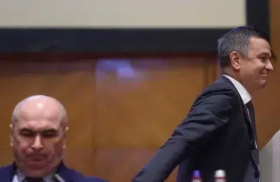 Sorin Grindeanu il acuza pe premierul Bolojan de intelegeri secrete cu George Simion