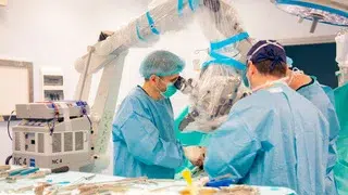 Peste 2300 de operatii pe coloana cu roboti la Spitalul Monza. Cand este necesara interventia