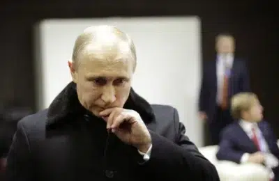 Ucraina distruge opt petroliere rusești în Marea Azov. Rusia ajunge să importe carburant din India