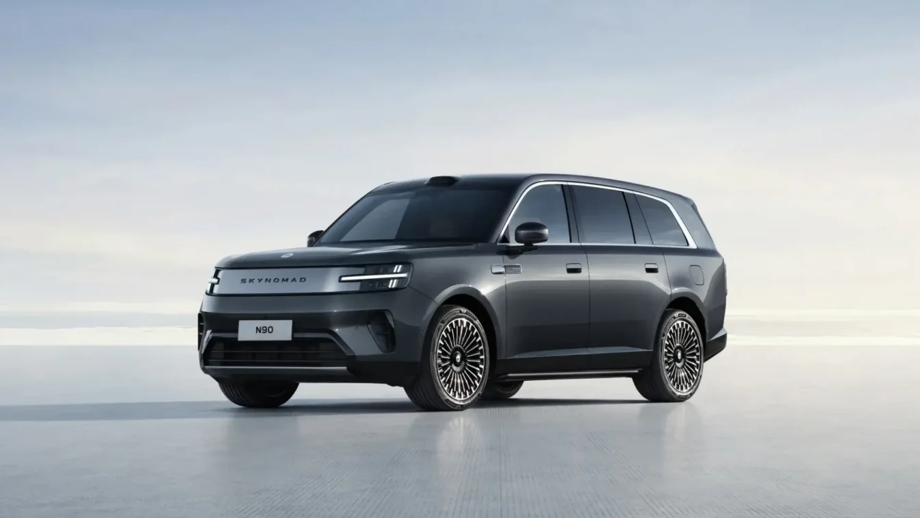 Xiaomi lanseaza SUV-ul SkyNomad N90. Masina chinezeasca ofera autonomie electrica de 500 kilometri
