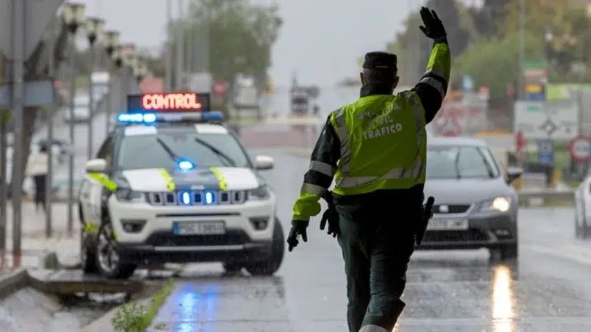 Autocar plin cu muncitori sezonieri izbit de o cladire in Spania. Cel putin 46 de persoane ranite