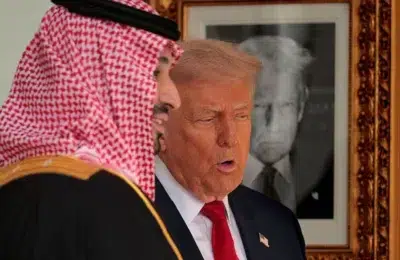 Trump semnează un acord nuclear cu Arabia Saudită. Israelul critică decizia